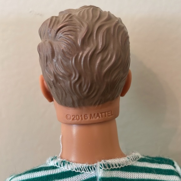 💙2015 Fashonista Ken Barbie Doll - Picture 8 of 10